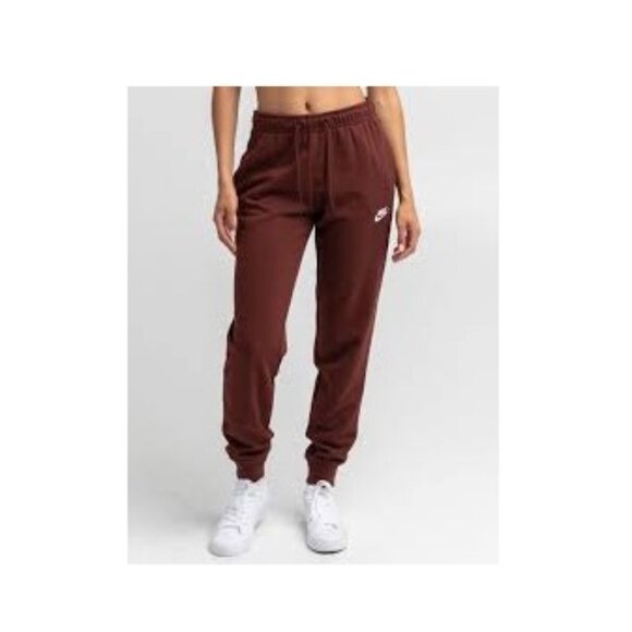 NIKE Sportswear Essentials Fleece Joggers - Picture 5 of 15